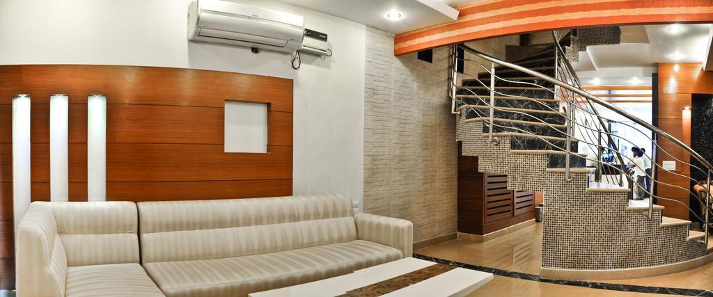 Hotel Vanson Villa - Near Connaught Place 新德里 外观 照片
